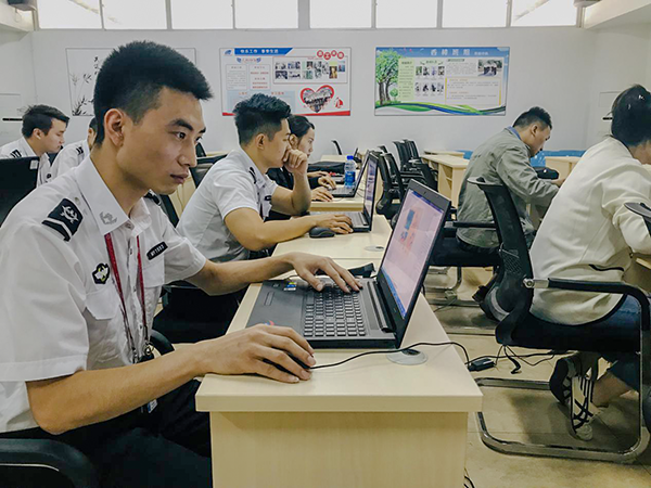 1570502740406650.png 防風險.png