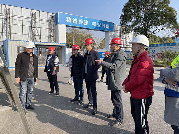 1638849668384488.jpg 向東檢查T(mén)2航站樓.jpg